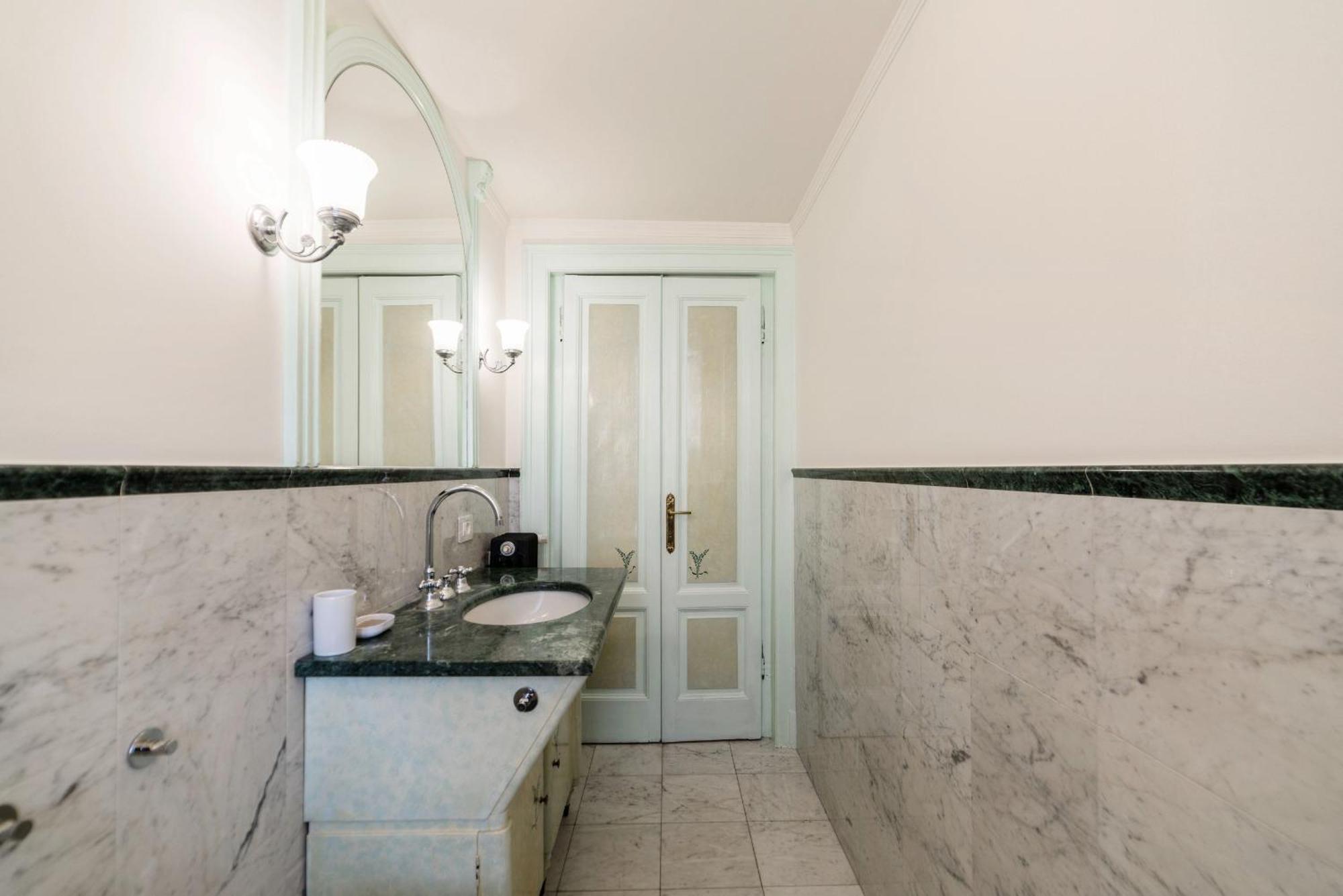 Casa Bella 16 - 8 Min To Metro, 15 Min To Lin Airport, University Area 米兰 外观 照片